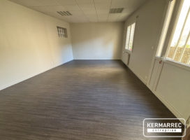 location Bureaux 138.00 m² Vannes 56