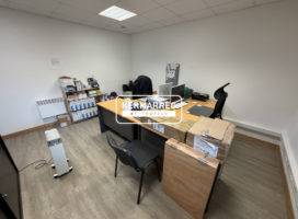 location Local d'activité 800.00 m² La Trinité-Surzur 56