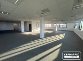 achat Bureaux 310.00 m² Saint-Herblain 44