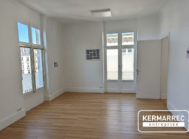 location Bureaux 140.00&nbsp;m² Nantes 44