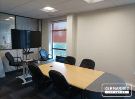 location Bureaux 650.00&nbsp;m² Les Sorinières 44