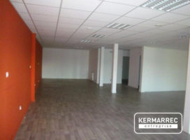location Local d'activité 145.00&nbsp;m² Vezin-le-Coquet 35