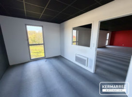 location Bureaux 68.00 m² Auray 56