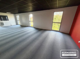 location Bureaux 68.00 m² Auray 56