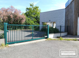 location Local d'activité 200.00&nbsp;m² Le Rheu 35