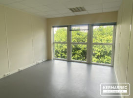 location Bureaux 233.00 m² Rennes 35