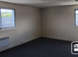 location Bureaux 71.00 m² Montgermont 35