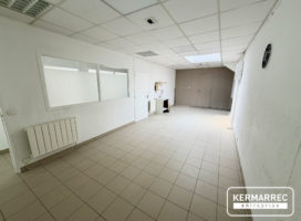 location Bureaux 140.00 m² Vannes 56