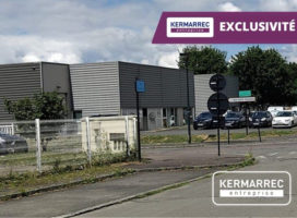 location Local d'activité 240.00 m² Saint-Jacques-de-la-Lande 35