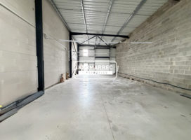 location Local d'activité 200.00 m² Plescop 56