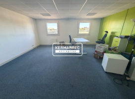 location Bureaux 83.00 m² Vannes 56