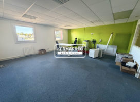 location Bureaux 83.00 m² Vannes 56