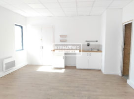 location Local d'activité 215.00 m² Le Rheu 35