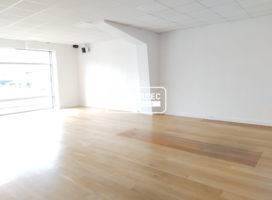 location Local d'activité 190.00 m² Melesse 35