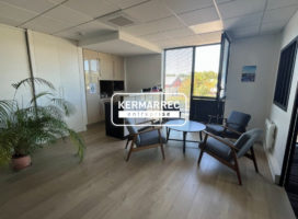 location Bureaux 85.00 m² Pacé 35