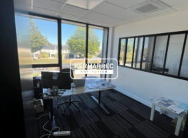 location Bureaux 85.00 m² Pacé 35