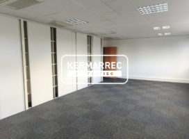 location Bureaux 236.00 m² Rennes 35